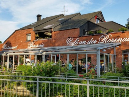 Foto: https://www.facebook.com/pages/Restaurant-An-der-Rosenau-vom-Hotel-Forellenhof-Bad-Sassendorf/196890947012770