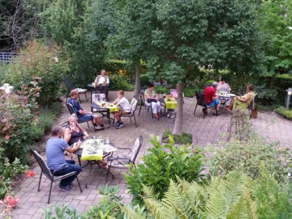 Foto: https://www.facebook.com/pages/Restaurant-An-der-Rosenau-vom-Hotel-Forellenhof-Bad-Sassendorf/196890947012770